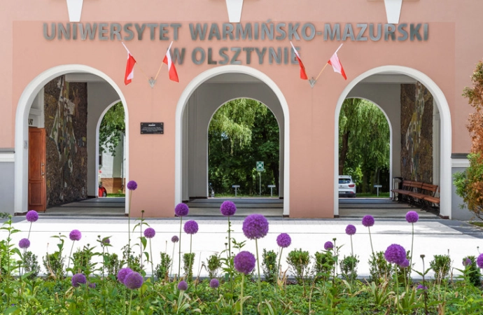 {Uniwersytet Warmińsko-Mazurski awansował w QS World University Rankings.}